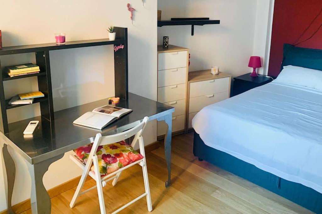 Ampola Home “Flamingo” ミラノ エクステリア 写真