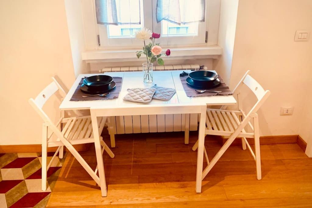 Ampola Home “Flamingo” ミラノ エクステリア 写真